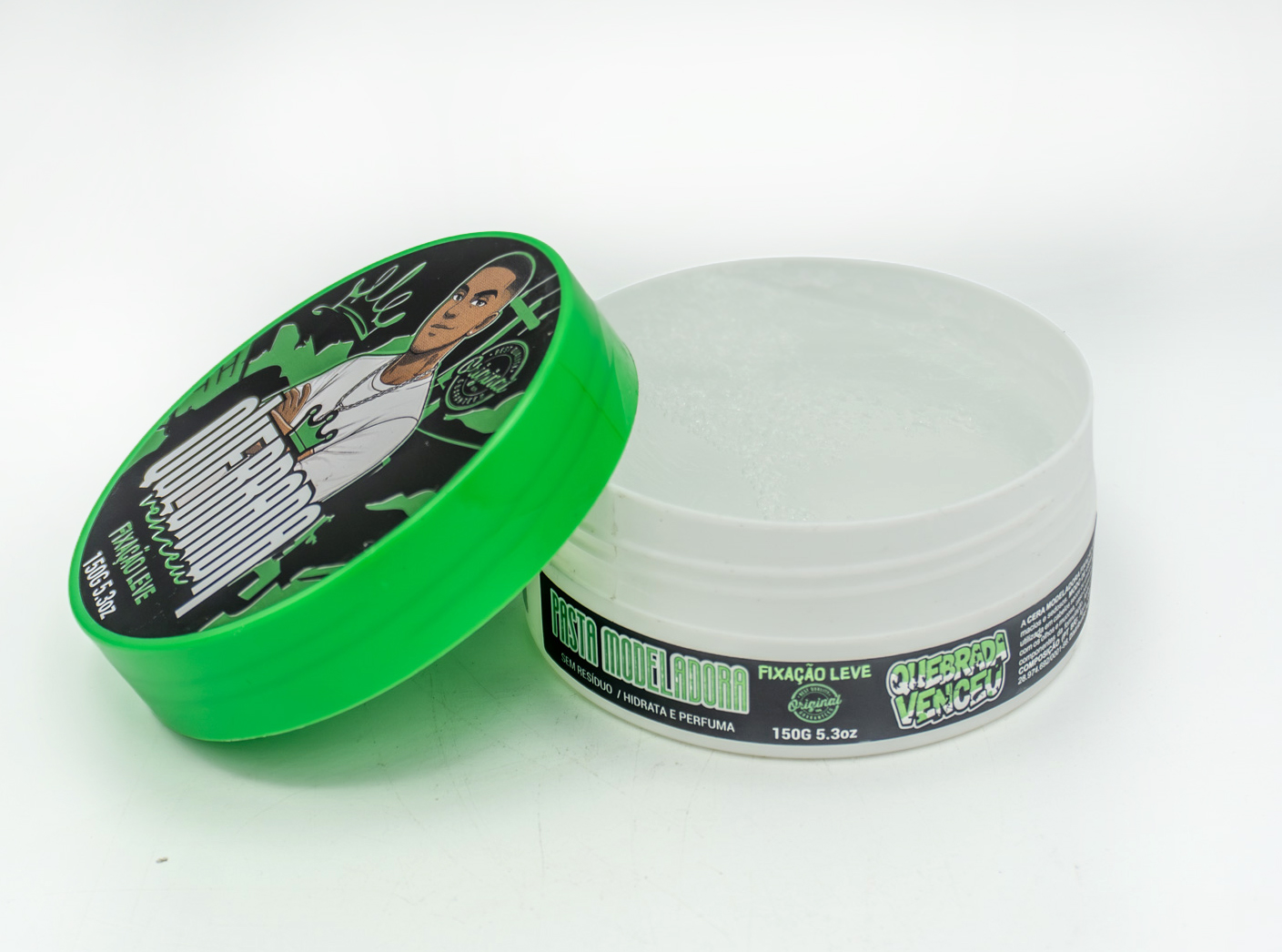 Pasta Modeladora 150g Na Quebrada Venceu – Fixação Leve Pasta modeladora 150g Na Quebrada Venceu Fixação Leve para cabelo masculino